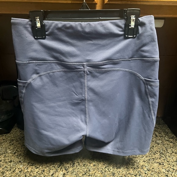 Spandex workout shorts. Size medium. - Picture 2 of 2